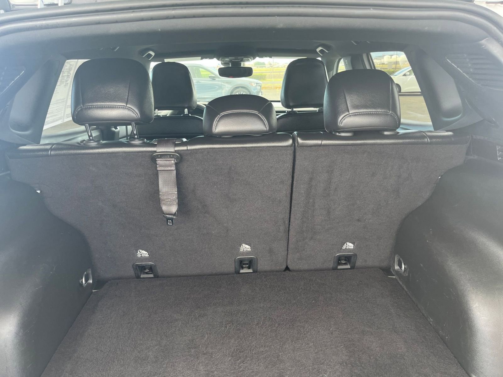 Used 2025 Jeep Compass Limited image 32