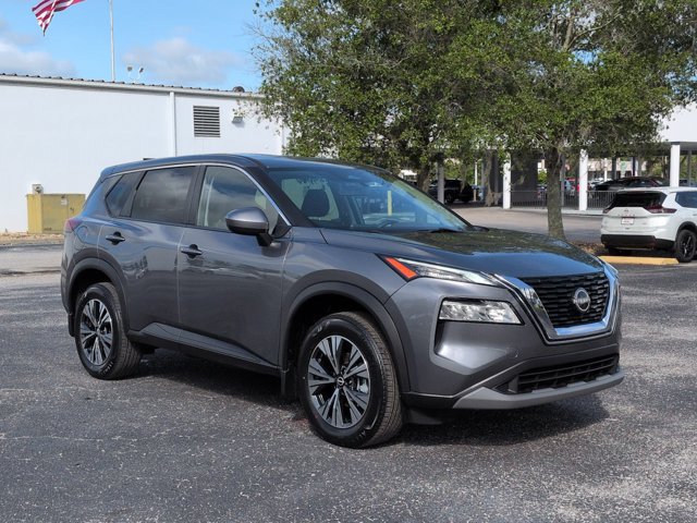 Certified 2023 Nissan Rogue SV FWD image 2