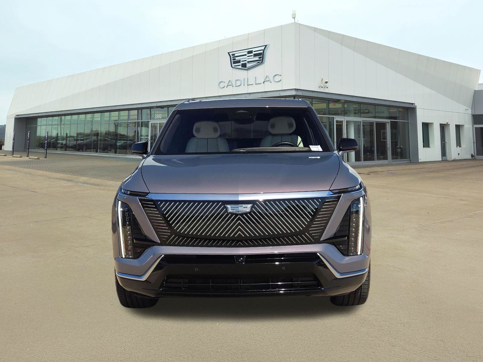 Certified 2026 Cadillac Vistiq Luxury AWD/4WD image 2
