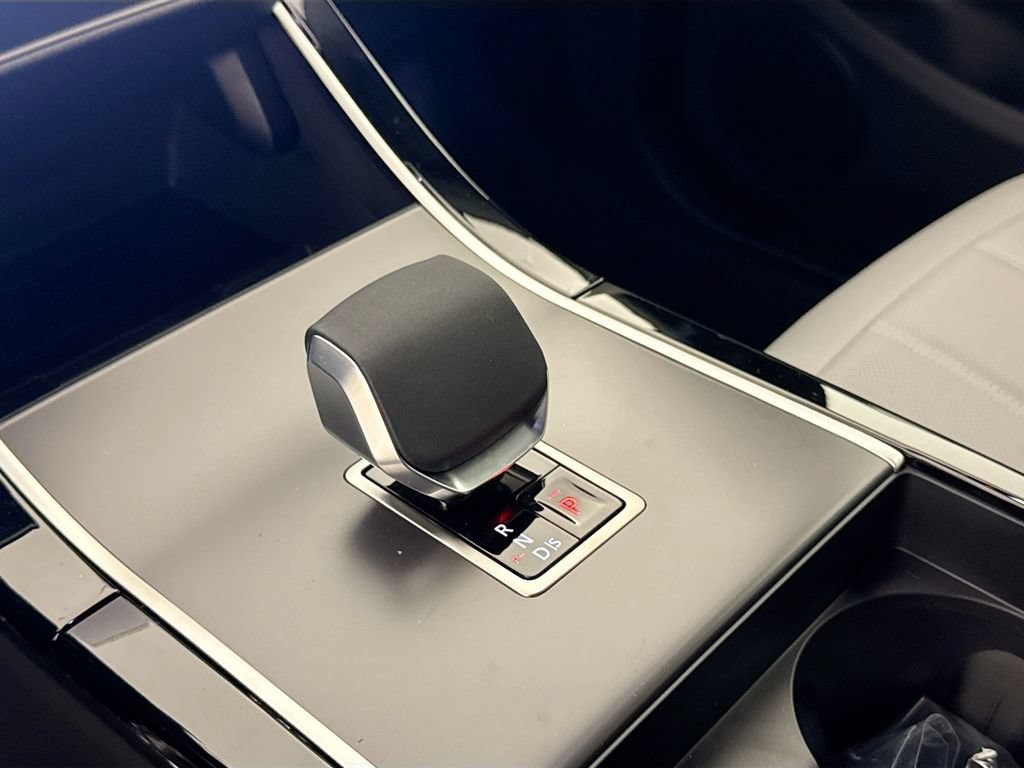 New 2026 Land Rover Range Rover Evoque S AWD/4WD image 17