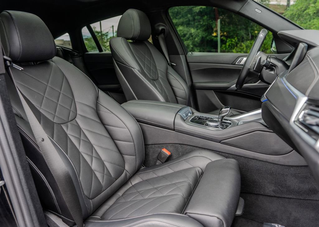 Used 2023 BMW X6 xDrive40i w/ M Sport Package AWD/4WD image 22