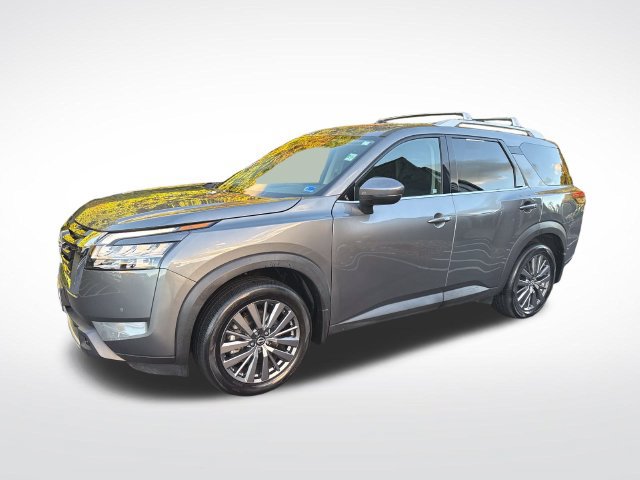 Used 2024 Nissan Pathfinder SL w/ SL Premium Package