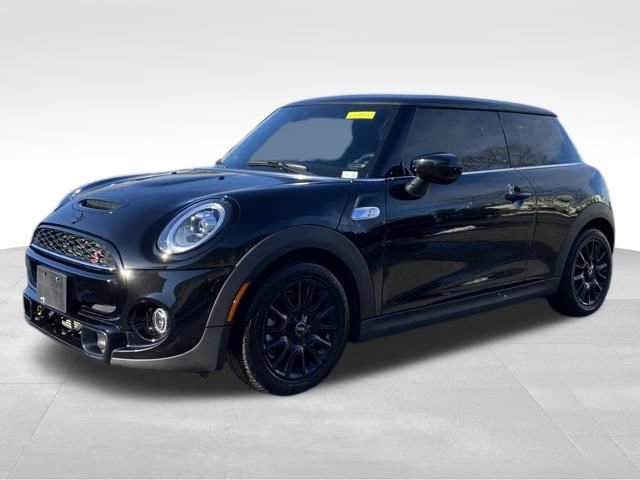 Used 2021 MINI Cooper S w/ Premium Package image 3