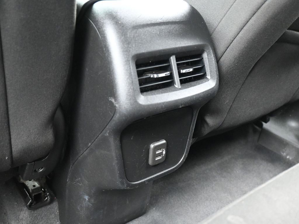 Used 2020 Chevrolet Equinox LS image 31