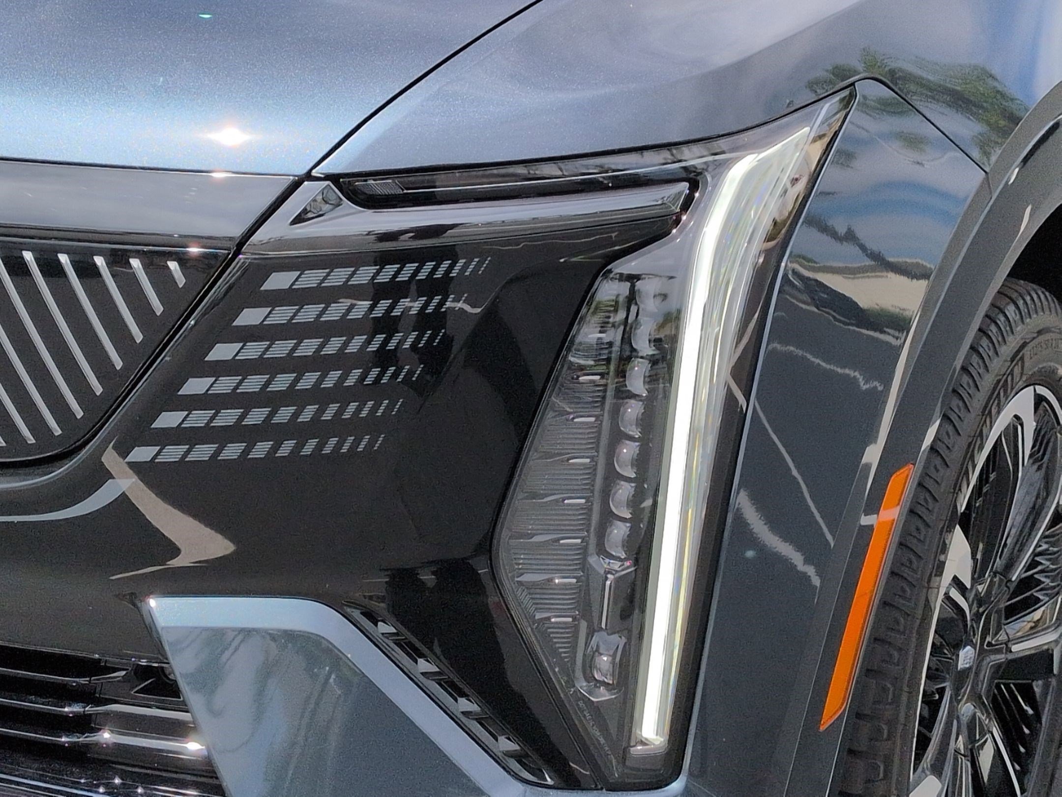 Used 2026 Cadillac Escalade IQL Sport 2 AWD/4WD image 6