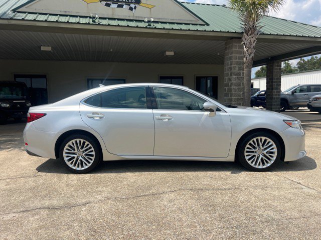 Used 2014 Lexus ES 350 w/ Luxury Package image 4