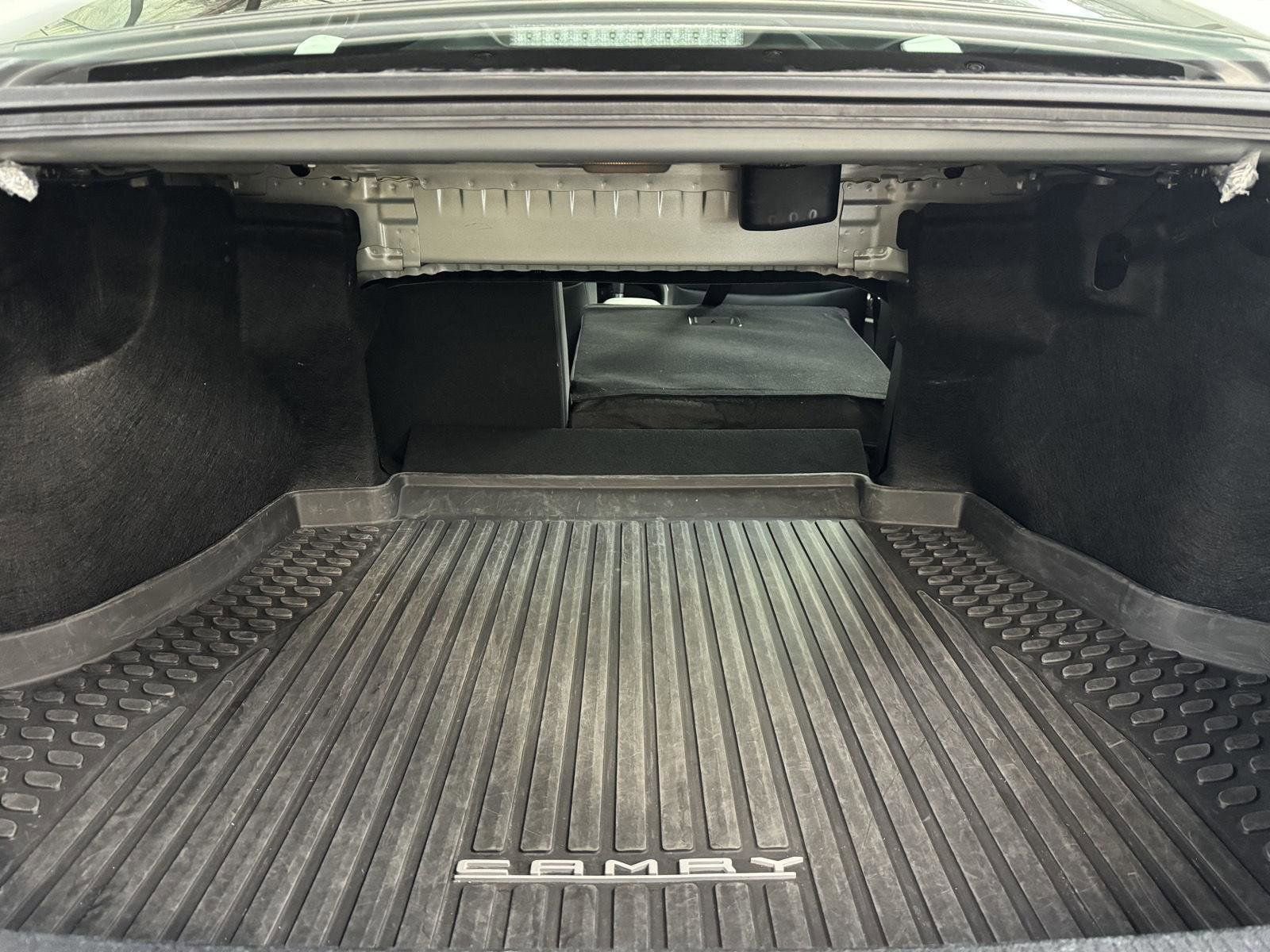 Used 2023 Toyota Camry SE image 31