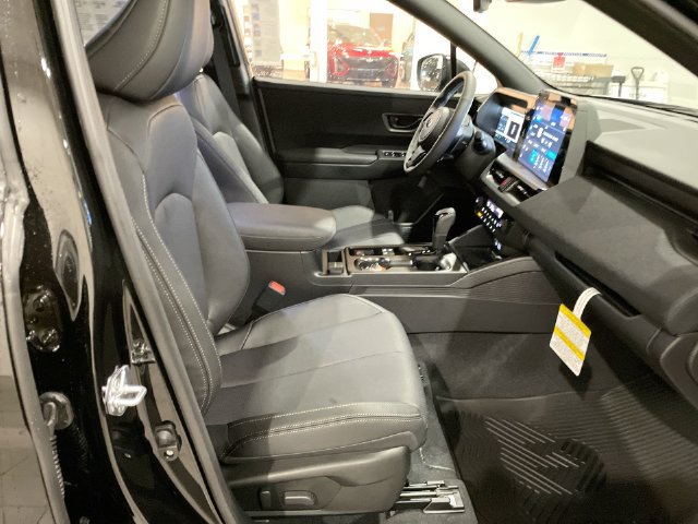 Used 2026 Subaru Outback Limited AWD/4WD image 18