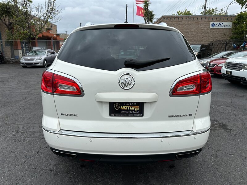 Used 2015 Buick Enclave Leather FWD image 6