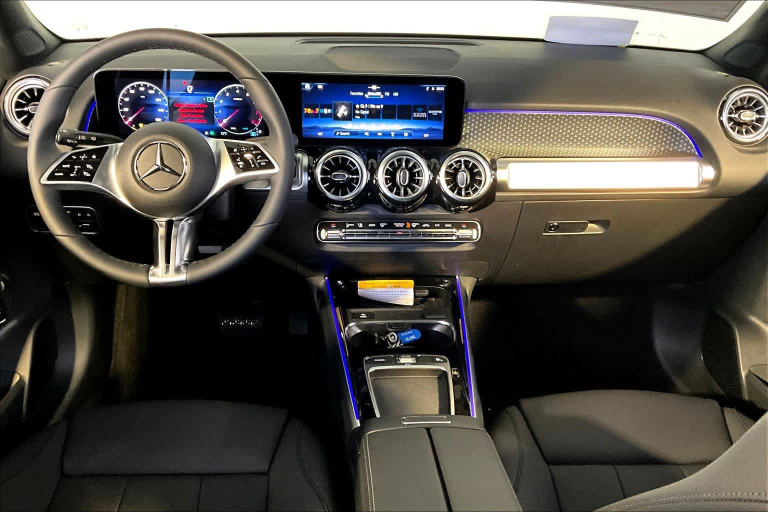 New 2026 Mercedes-Benz GLB 250 4MATIC image 7