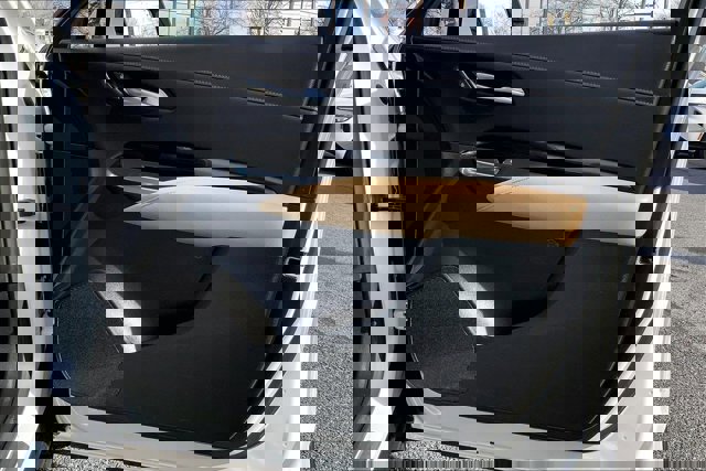 Used 2024 Cadillac XT4 Luxury w/ Trailering Package image 23