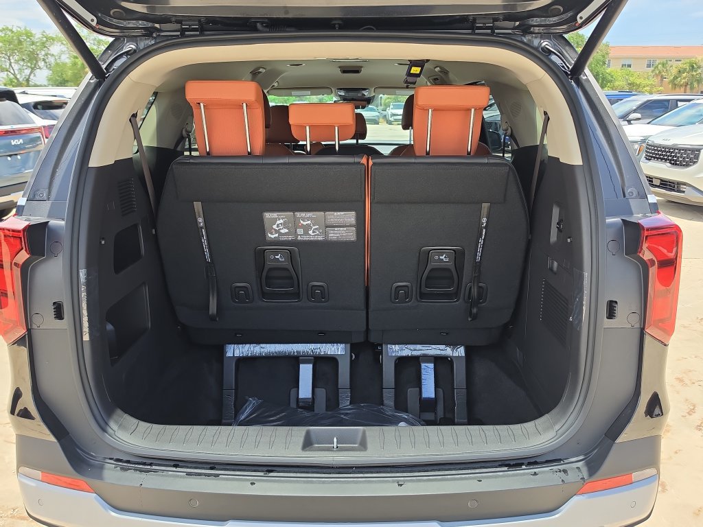 New 2026 Kia Carnival EX FWD image 10
