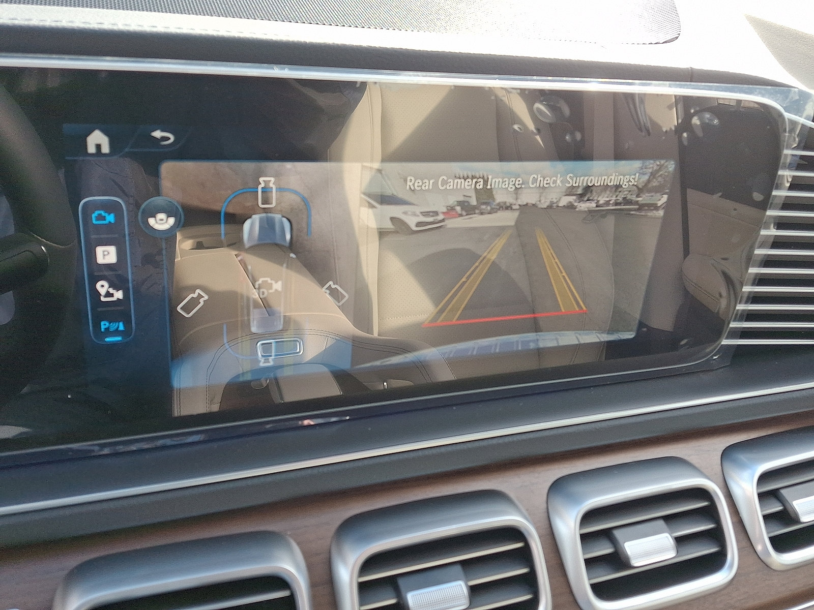 New 2026 Mercedes-Benz GLS 450 4MATIC image 17