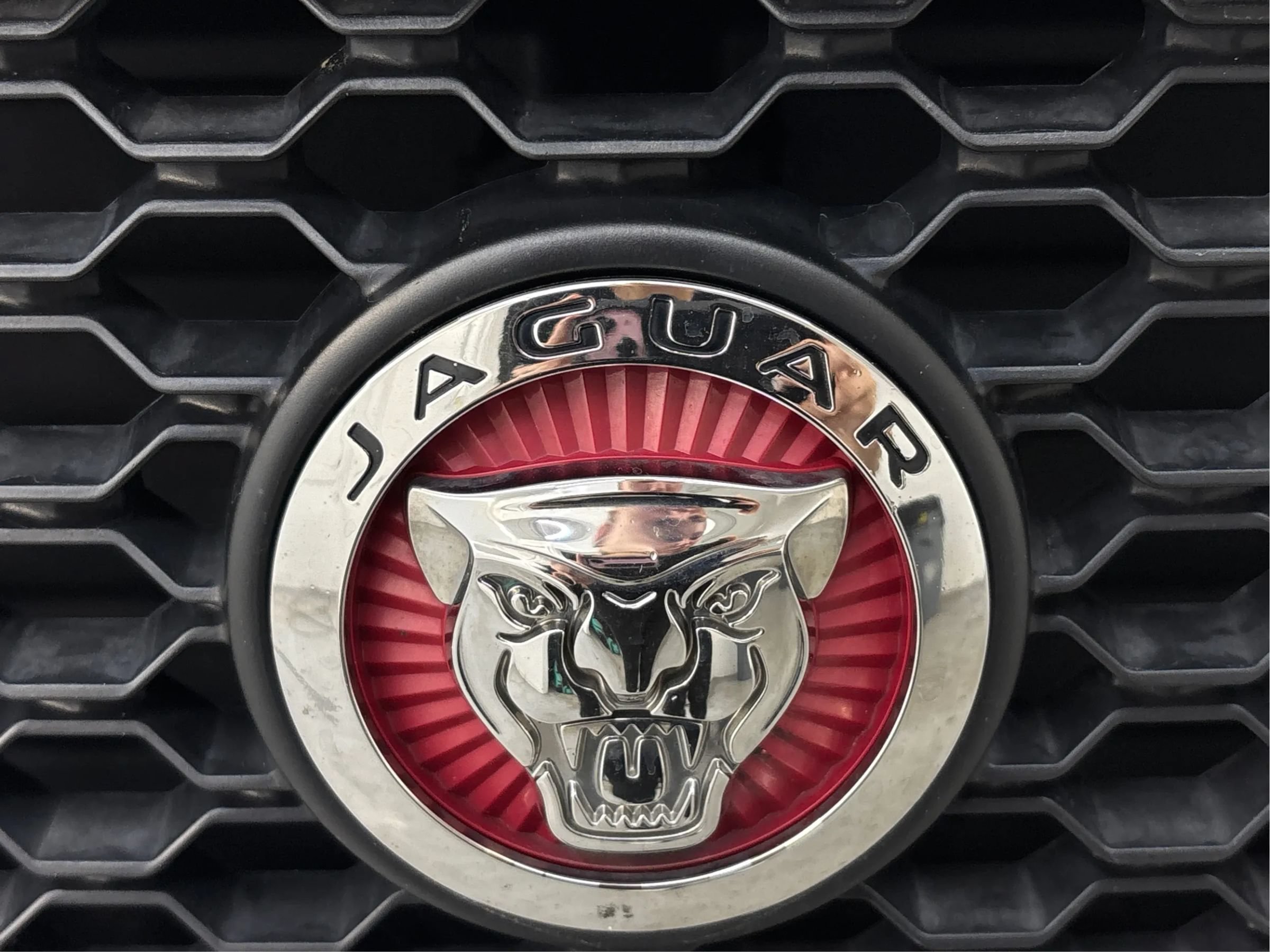 Used 2020 Jaguar F-PACE Premium AWD/4WD image 34