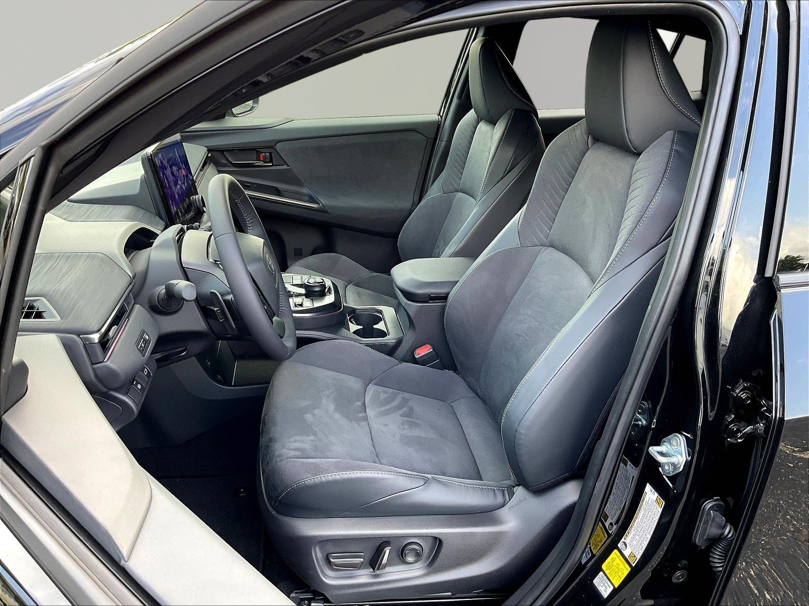 New 2026 Toyota C-HR AWD/4WD image 17