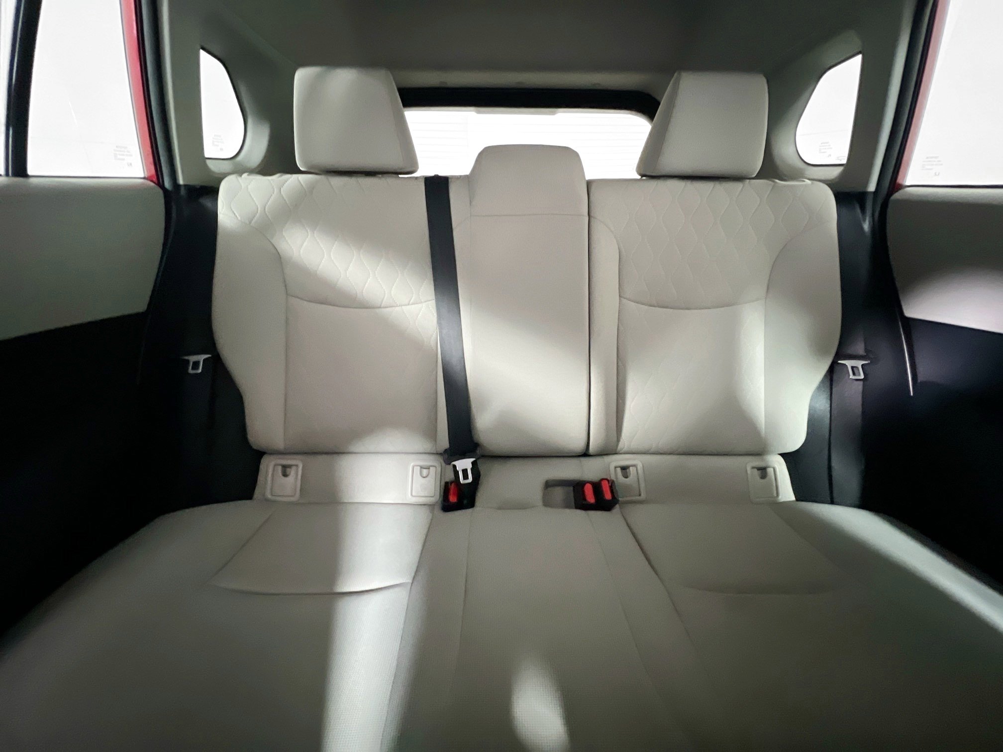 Used 2022 Toyota Corolla Cross LE image 33