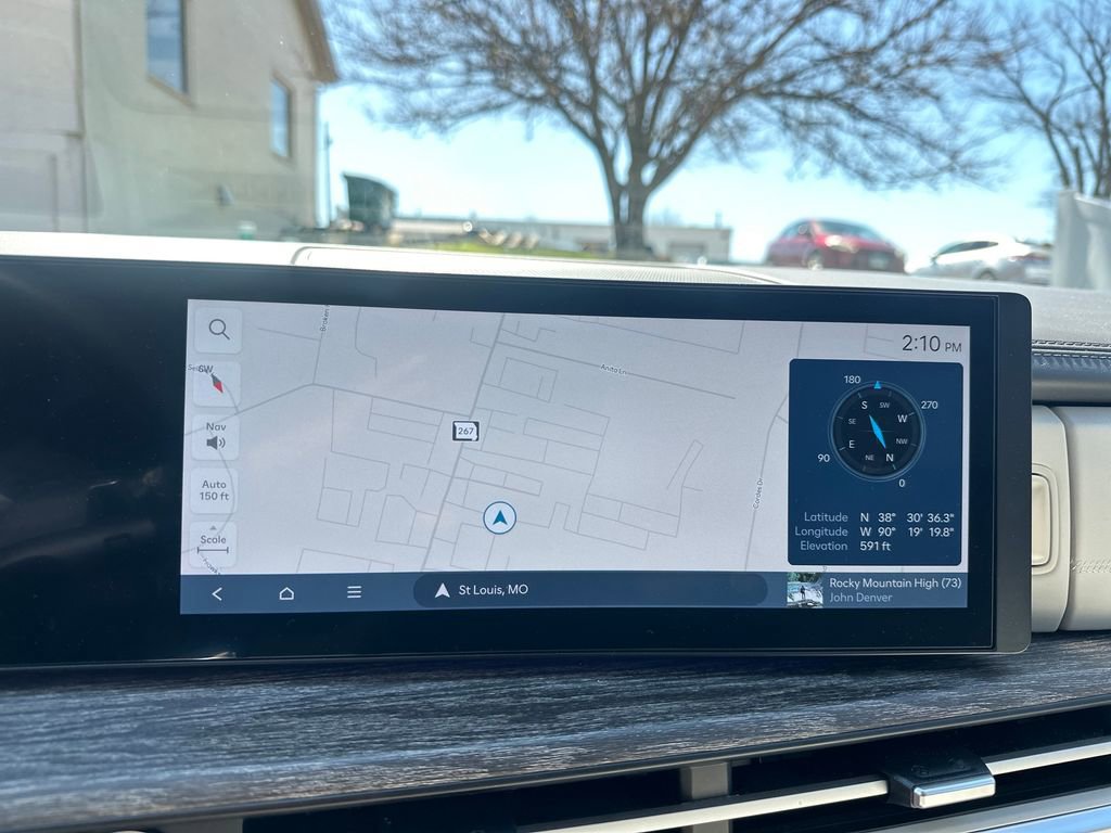 Used 2024 Hyundai Santa Fe Calligraphy image 17