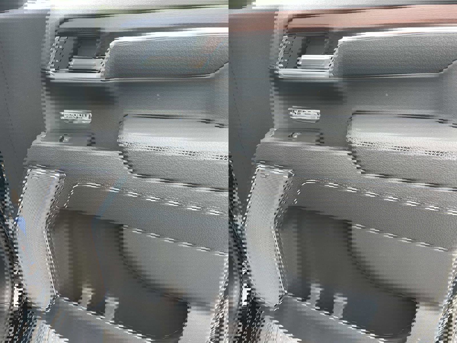 New 2026 GMC Sierra 1500 Denali w/ Technology Package AWD/4WD image 27