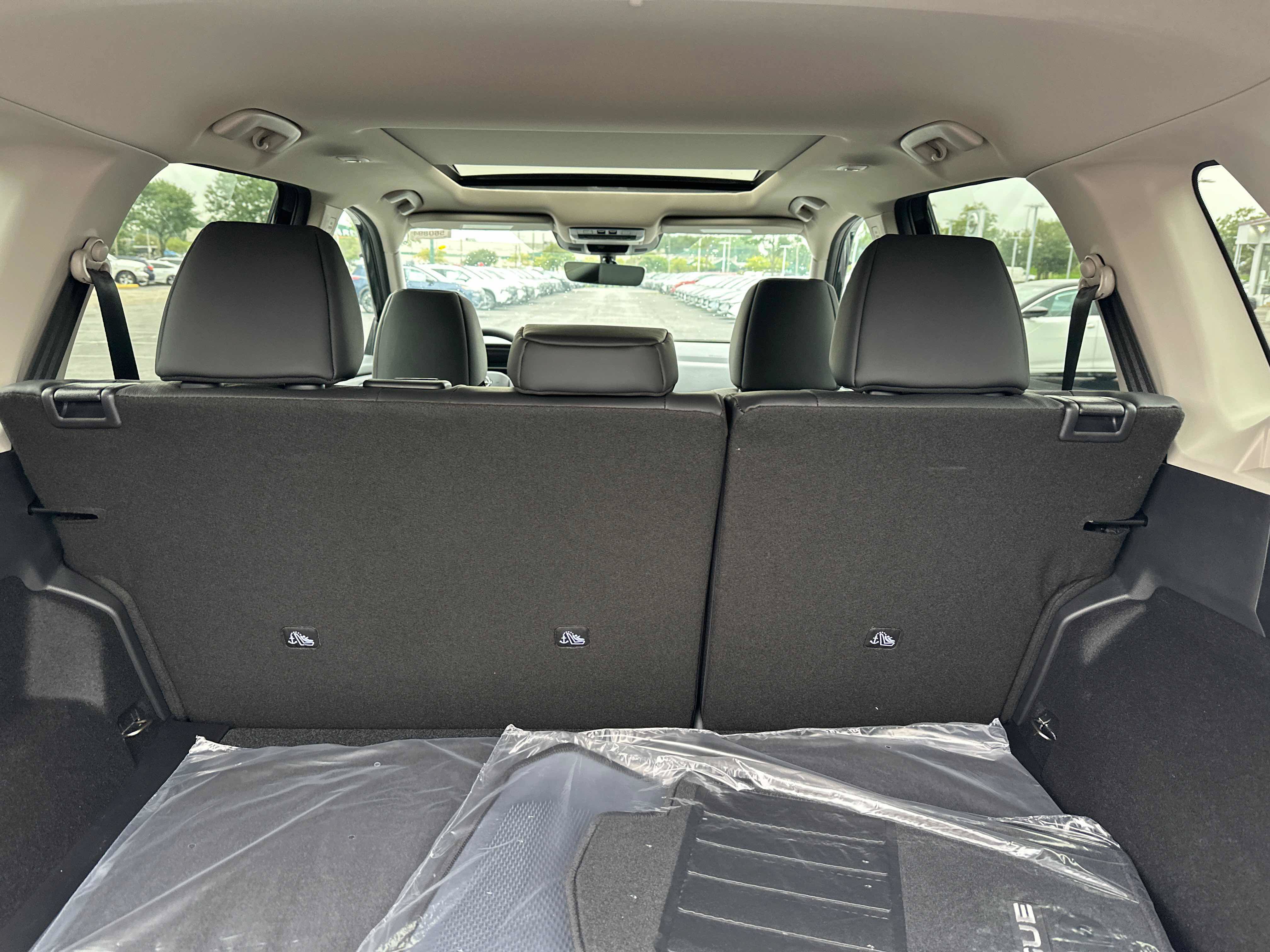 New 2026 Nissan Rogue Dark Armor AWD/4WD image 18