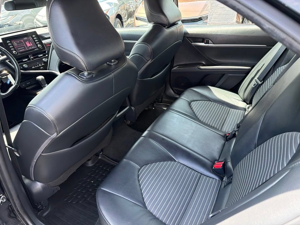 Used 2024 Toyota Camry SE w/ Cold Weather Package FWD image 15