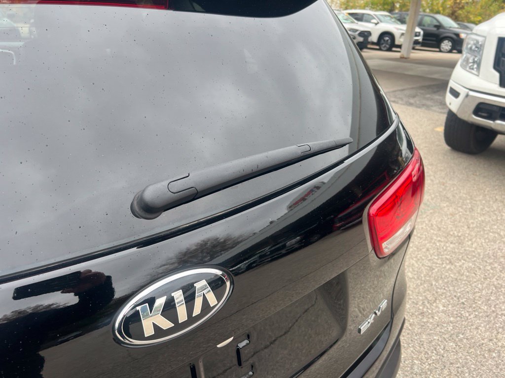 Used 2017 Kia Sorento EX w/ EX V6 Premium Package AWD/4WD image 35