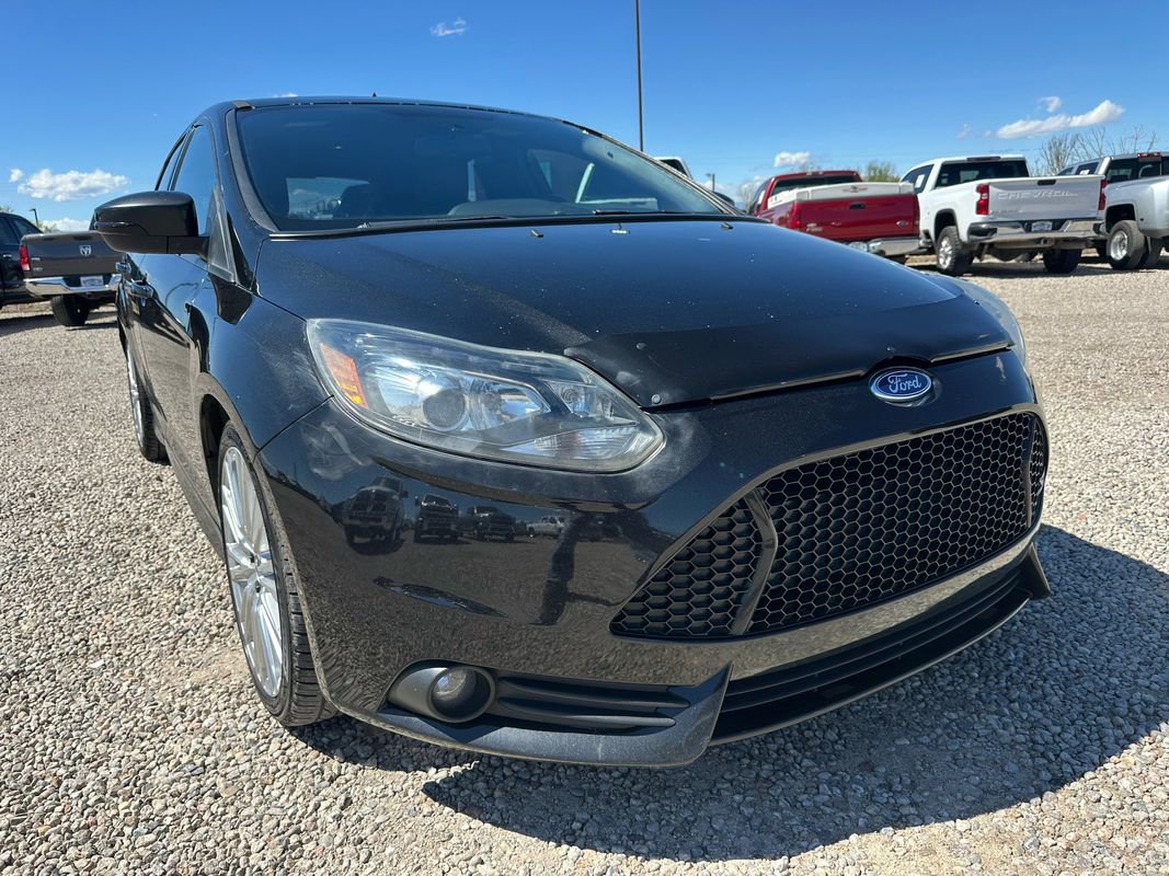 Used 2014 Ford Focus ST w/ Equipment Group 201A image 2