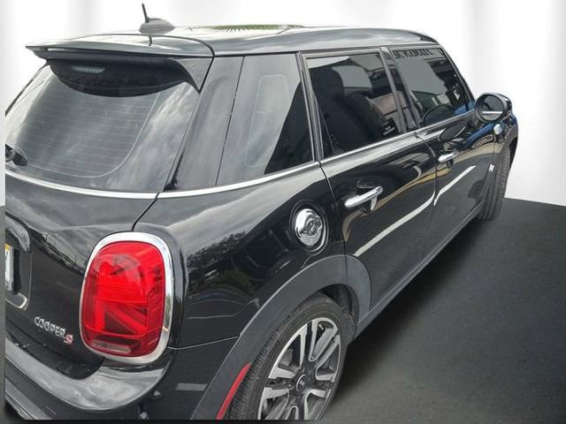 Used 2019 MINI Cooper S w/ Premium Package FWD image 8