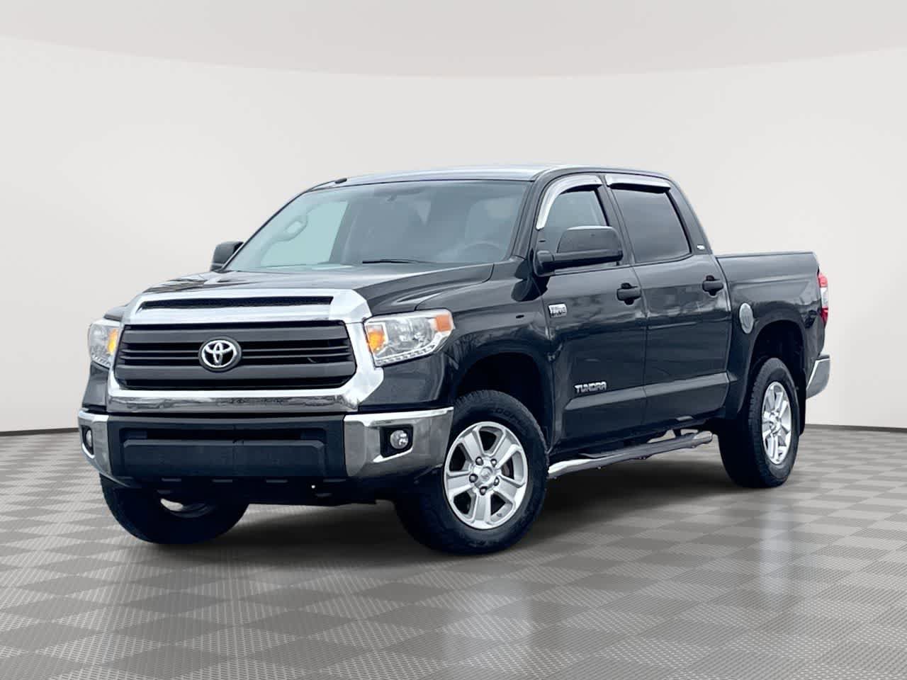Used 2015 Toyota Tundra SR5 w/ SR5 Upgrade Package