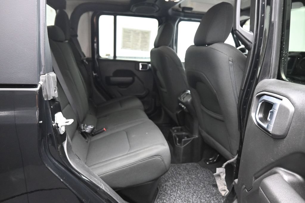 Used 2023 Jeep Gladiator Sport AWD/4WD image 23