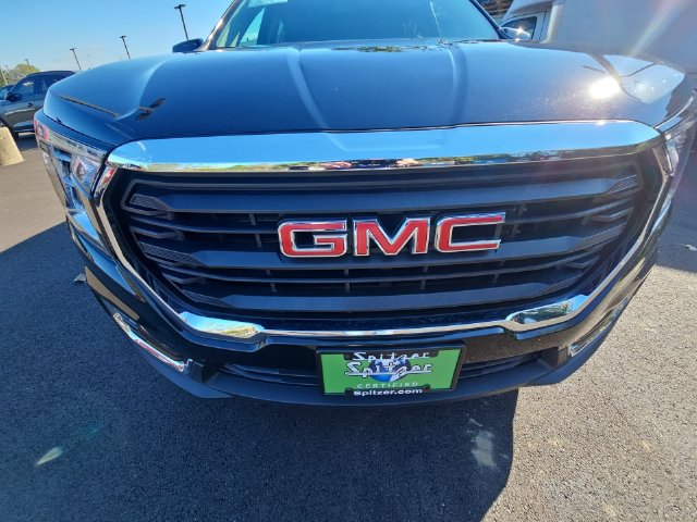 Used 2024 GMC Terrain SLE AWD/4WD image 41