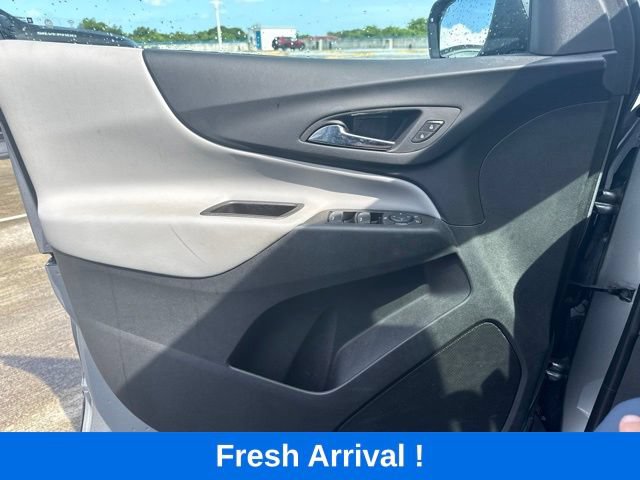 Used 2023 Chevrolet Equinox LT FWD image 11