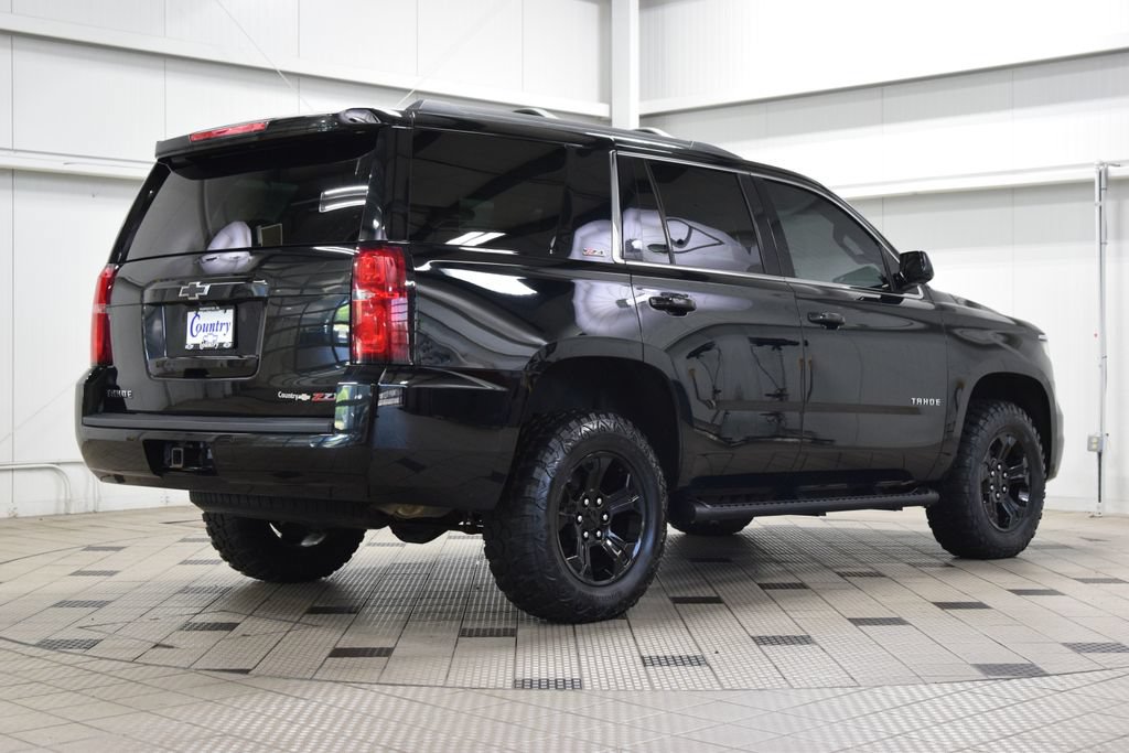 Used 2019 Chevrolet Tahoe LT w/ Z71 Midnight Edition AWD/4WD image 8