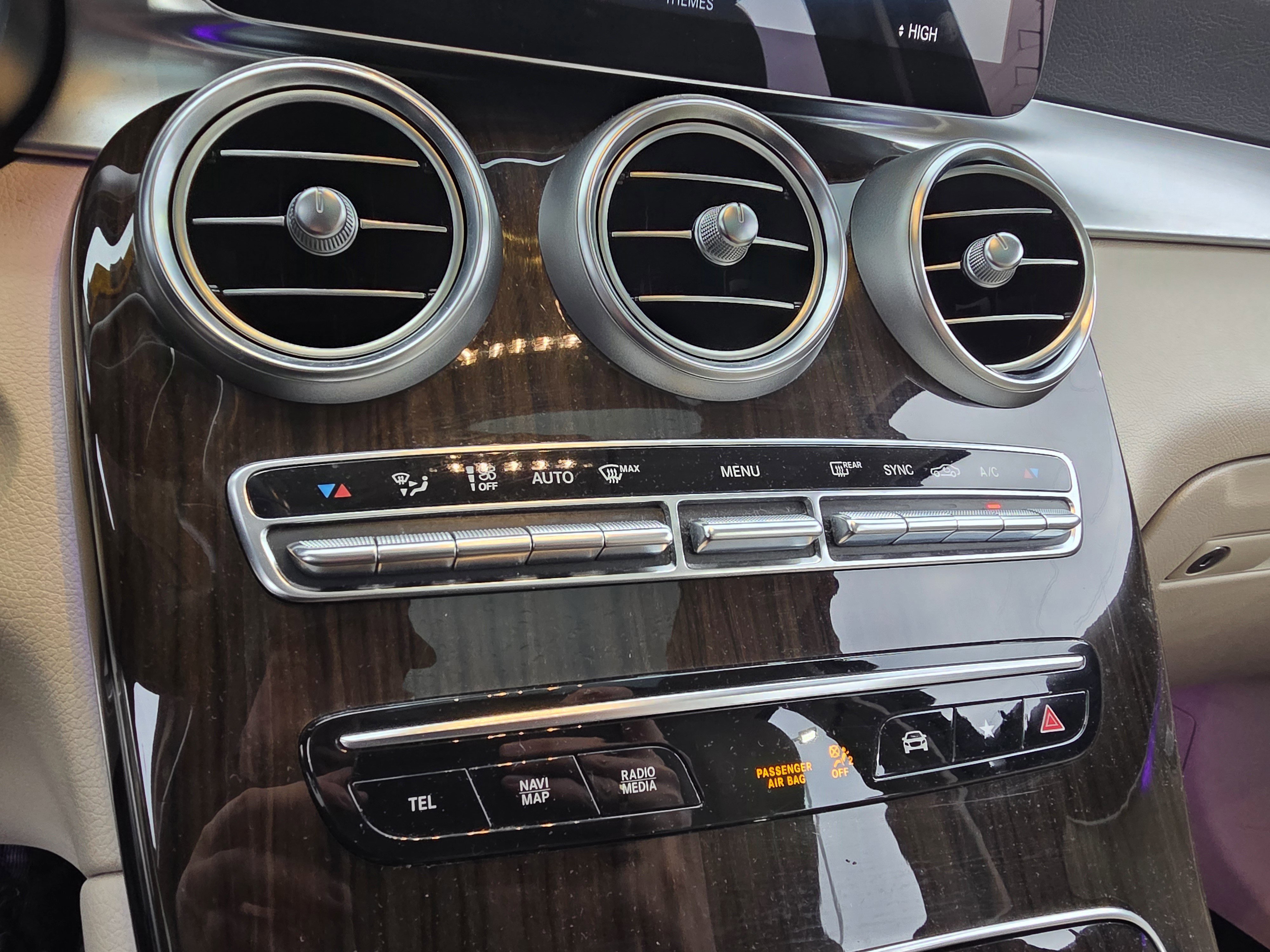 Used 2022 Mercedes-Benz GLC 300 image 20