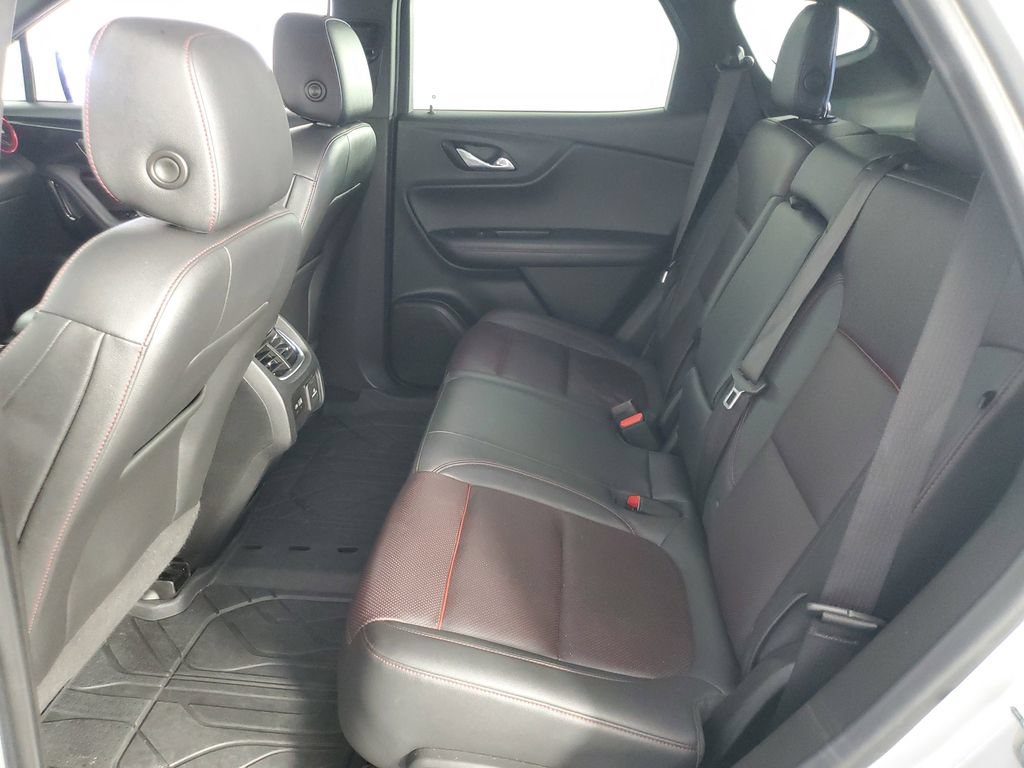 Used 2021 Chevrolet Blazer RS w/ Enhanced Convenience Package FWD image 13