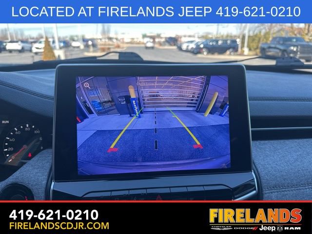 Used 2023 Jeep Compass Latitude image 30