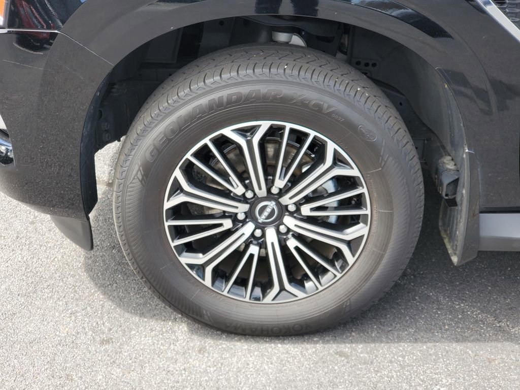 Used 2025 Nissan Armada SL w/ Captain's Chari Seat Package image 12