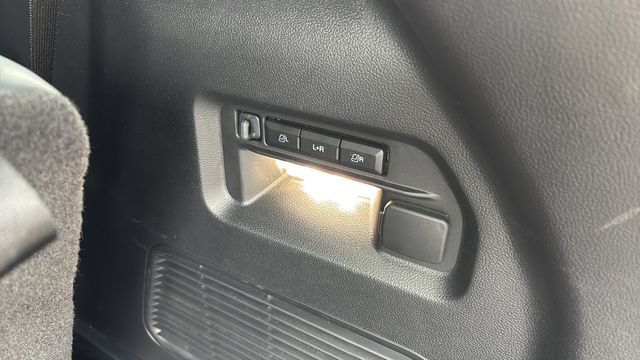 Used 2025 Ford Explorer ST w/ Sun And Sound Package AWD/4WD image 35
