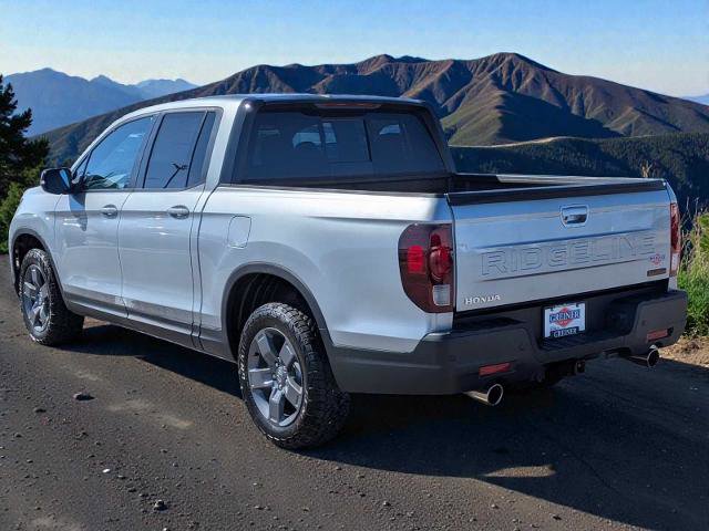 Used 2025 Honda Ridgeline TrailSport image 4