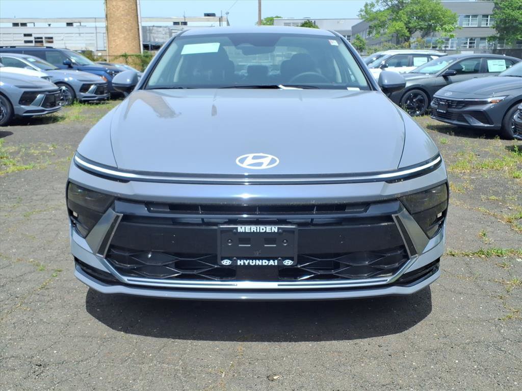 New 2026 Hyundai Sonata SEL FWD image 2