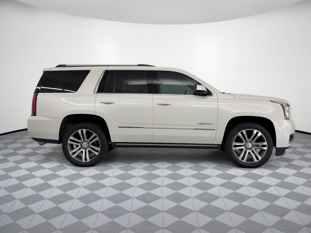 Used 2019 GMC Yukon Denali w/ Denali Ultimate Package RWD image 8