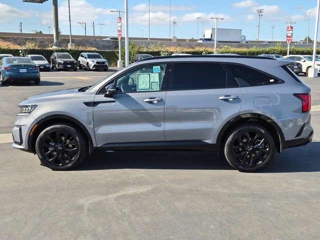 Used 2023 Kia Sorento SX AWD/4WD image 12