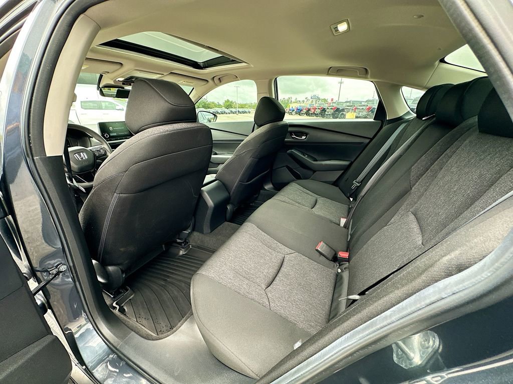 Used 2024 Honda Accord EX image 4
