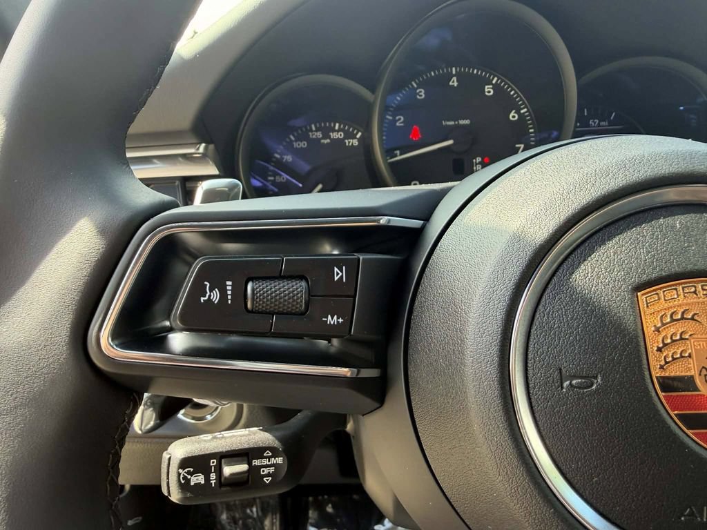 New 2026 Porsche Macan AWD/4WD image 31