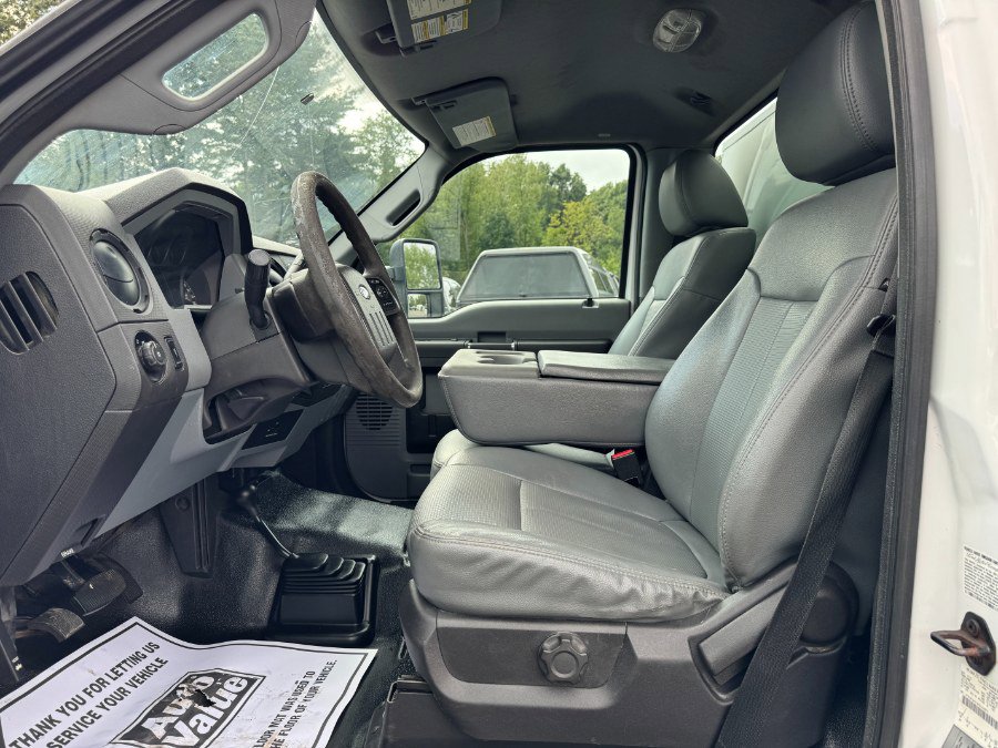 Used 2015 Ford F550 4x4 Regular Cab Super Duty image 19