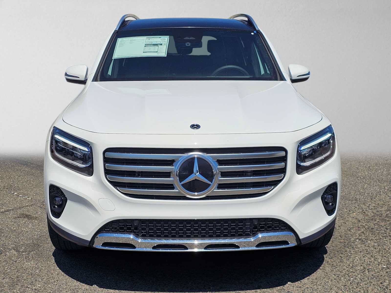 New 2026 Mercedes-Benz GLB 250 image 8