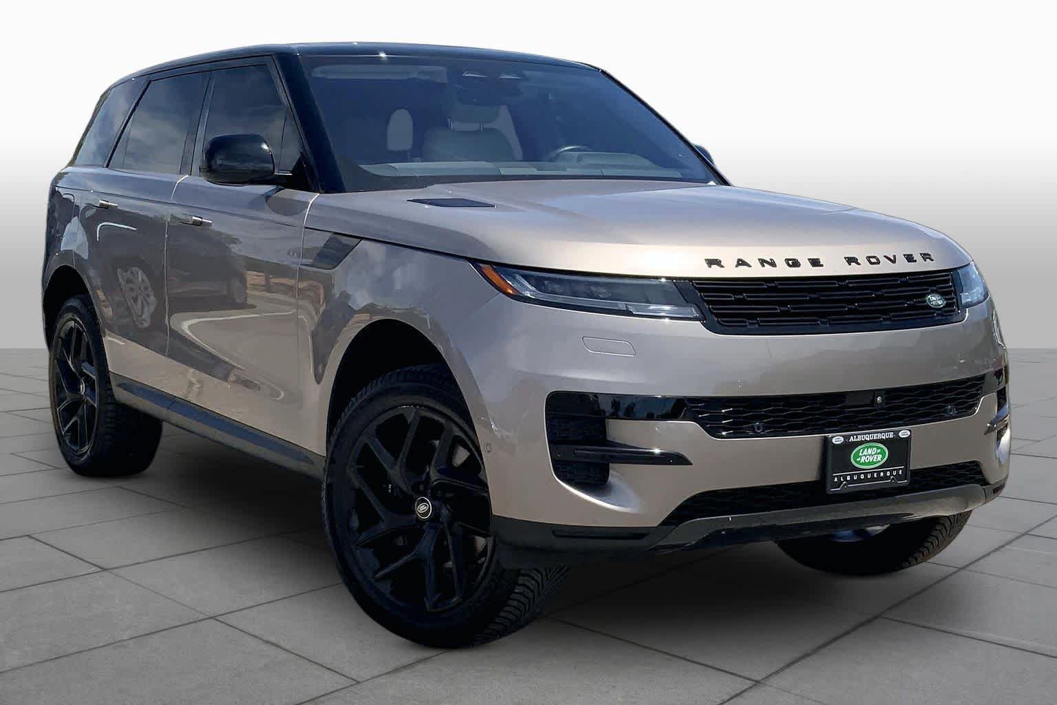 Used 2023 Land Rover Range Rover Sport SE AWD/4WD image 3