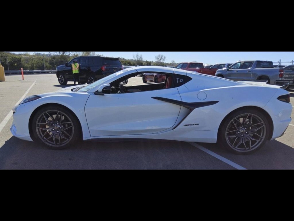 Used 2025 Chevrolet Corvette Z06 w/ Battery Protection Package image 6