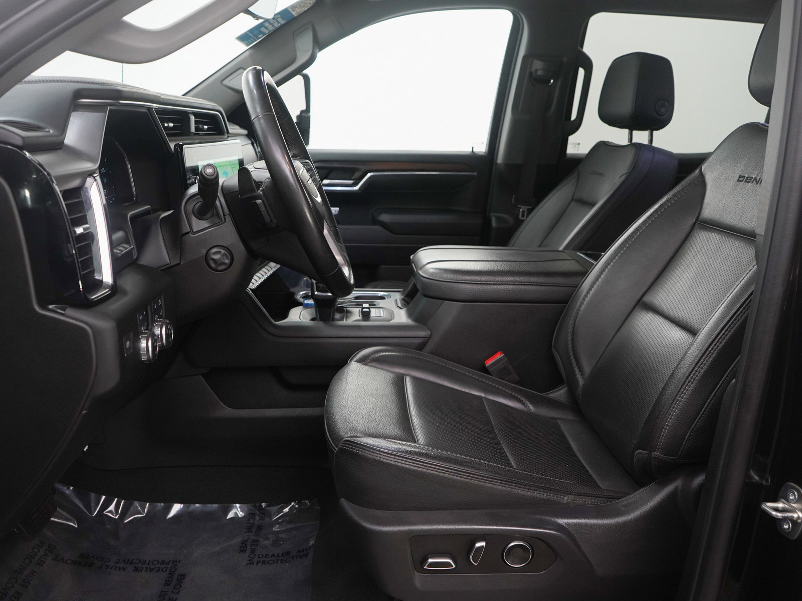 Used 2024 GMC Sierra 1500 Denali w/ Denali Reserve Package image 18