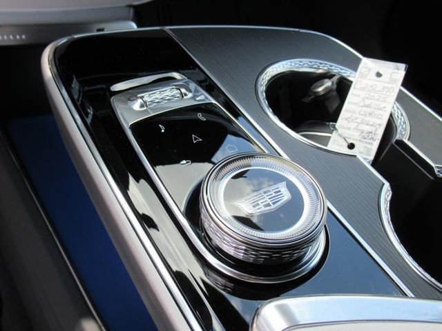 New 2025 Cadillac Lyriq Luxury image 24