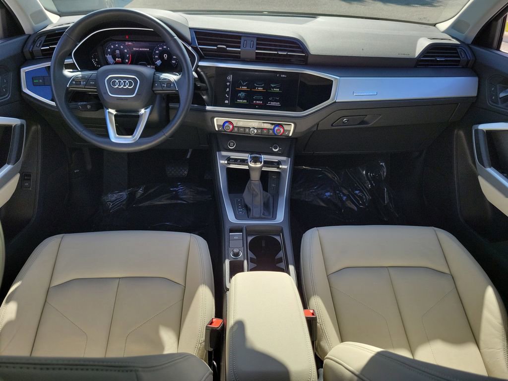 Used 2021 Audi Q3 2.0T Premium w/ Convenience Package AWD/4WD image 23